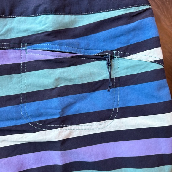 Patagonia Boardshorts 5 inch Size 16 - Picture 6 of 8